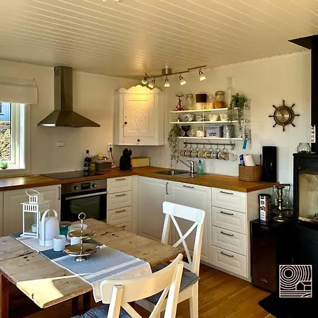 New Cottage, Sea View, Shower On The Terrace *